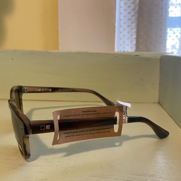 Otis Mineral Eyewear Summer of 67 Eco Polarized Sunglasses - Picture 2 of 5